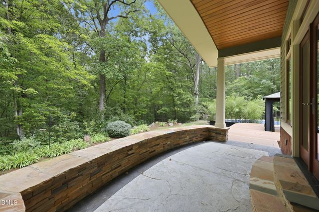 2219 Ridgewood Road, Chapel Hill, NC 27516