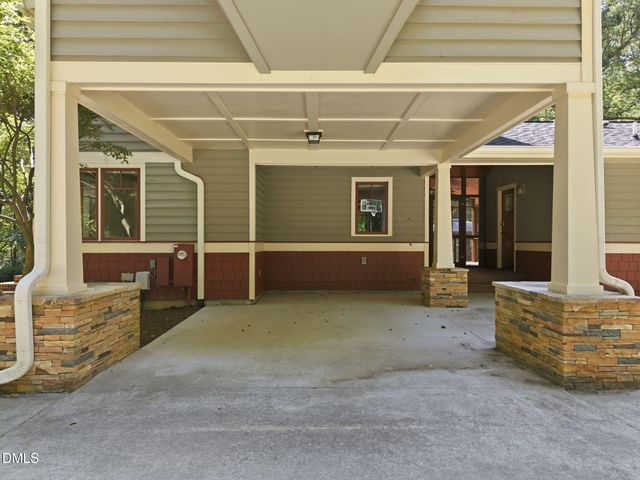 2219 Ridgewood Road, Chapel Hill, NC 27516