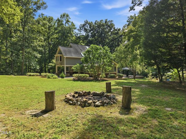 2219 Ridgewood Road, Chapel Hill, NC 27516