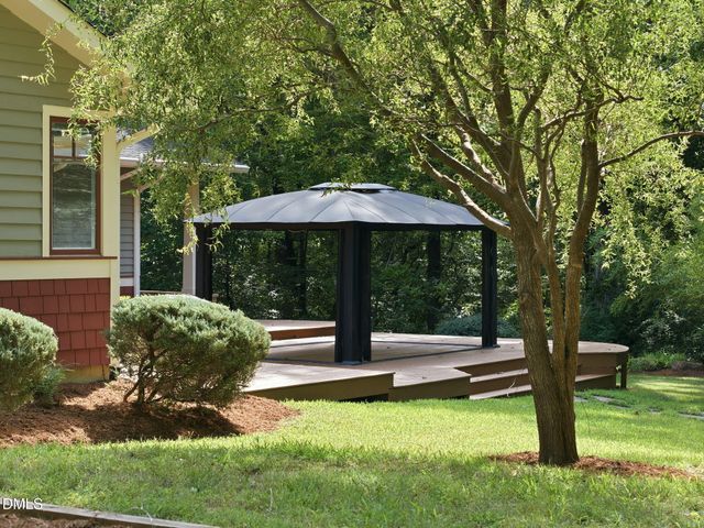 2219 Ridgewood Road, Chapel Hill, NC 27516