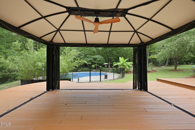 2219 Ridgewood Road, Chapel Hill, NC 27516