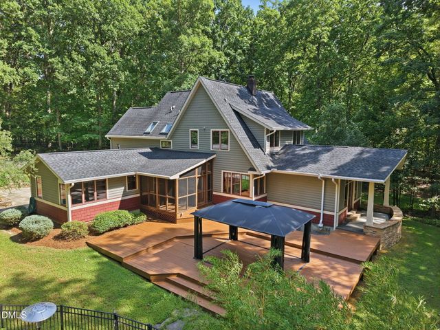 2219 Ridgewood Road, Chapel Hill, NC 27516