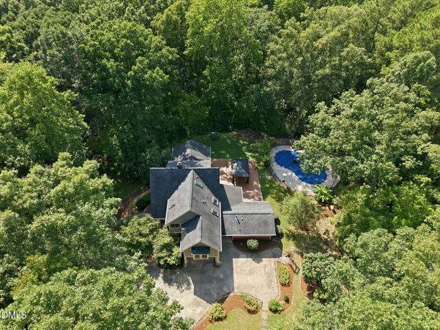 2219 Ridgewood Road, Chapel Hill, NC 27516