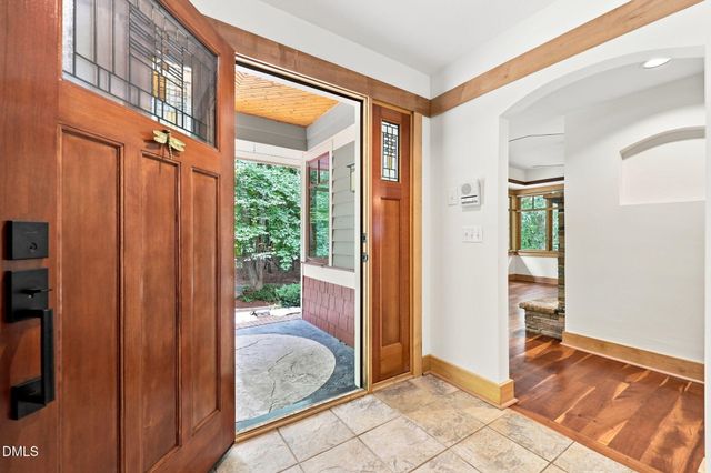 2219 Ridgewood Road, Chapel Hill, NC 27516