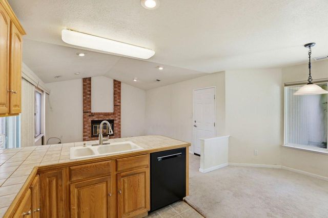 4319 Thunder Way, Sacramento, CA 95826