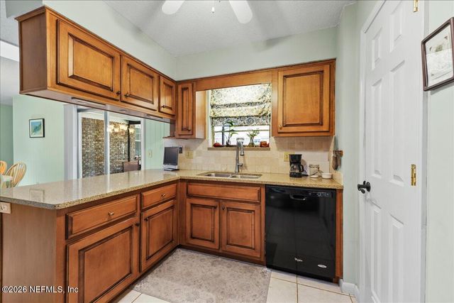 11534 N RIDE Circle E, Jacksonville, FL 32223