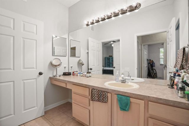 13500 TURTLE MARSH LOOP 823, Orlando, FL 32837