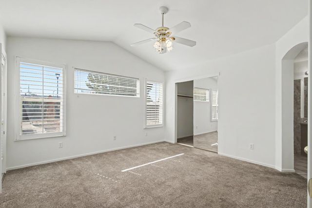 10115 Hampton Oak Dr, Elk Grove, CA 95624