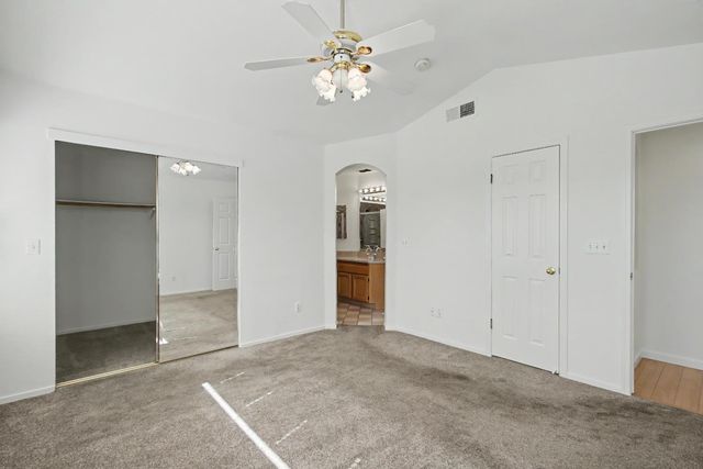 10115 Hampton Oak Dr, Elk Grove, CA 95624
