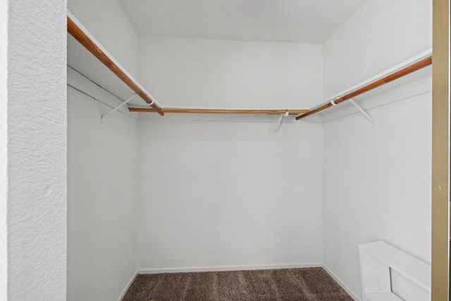 10115 Hampton Oak Dr, Elk Grove, CA 95624