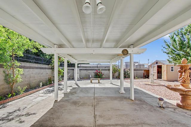 10115 Hampton Oak Dr, Elk Grove, CA 95624
