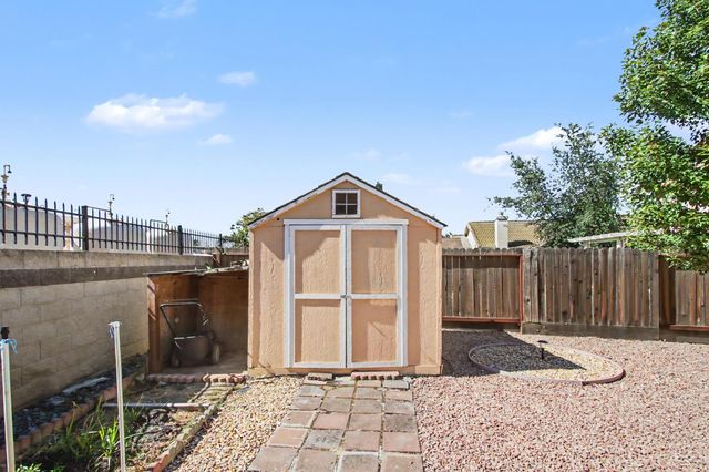 10115 Hampton Oak Dr, Elk Grove, CA 95624
