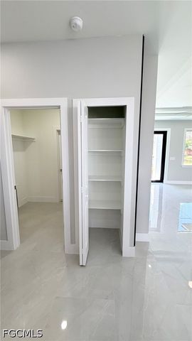 923 NE 17th TER, Cape Coral, FL 33909