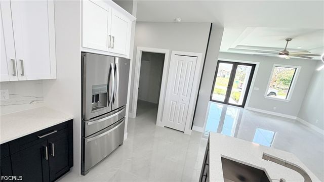 923 NE 17th TER, Cape Coral, FL 33909