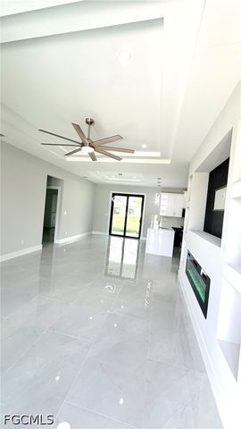 923 NE 17th TER, Cape Coral, FL 33909