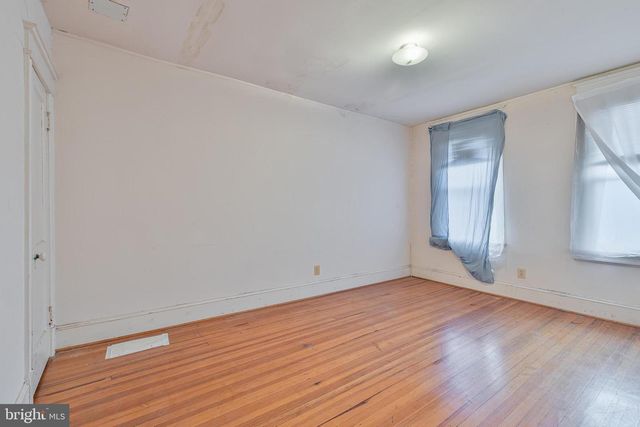 1303 KENNEDY ST NW, Washington, DC 20011