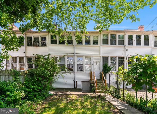 1303 KENNEDY ST NW, Washington, DC 20011