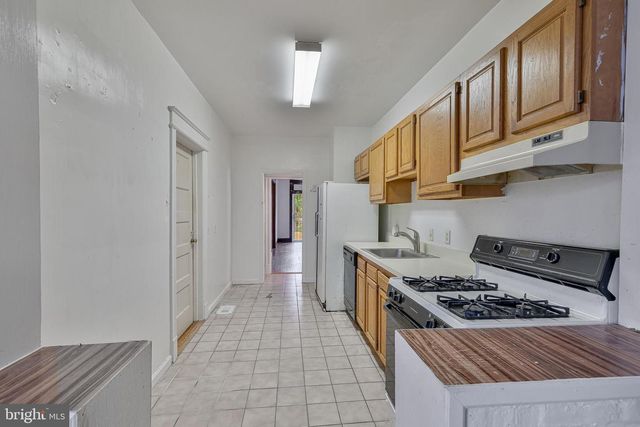 1303 KENNEDY ST NW, Washington, DC 20011