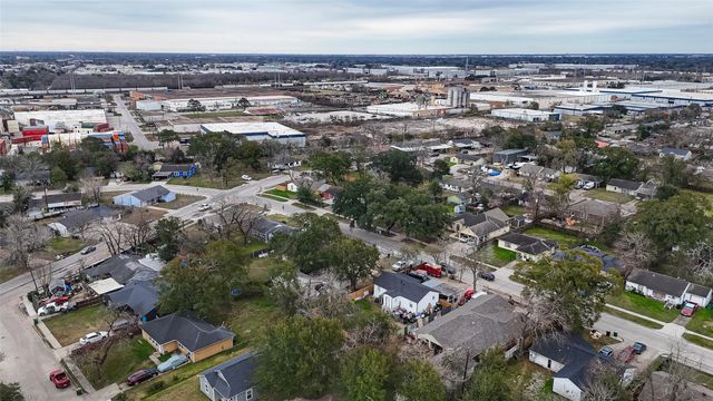 5931 Southmund Street, Houston, TX 77033