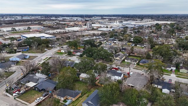 5931 Southmund Street, Houston, TX 77033