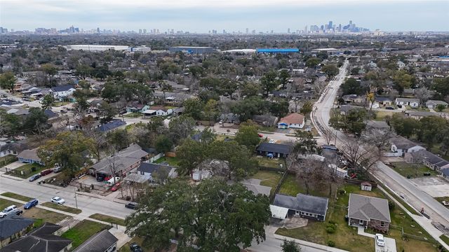 5931 Southmund Street, Houston, TX 77033