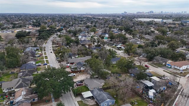 5931 Southmund Street, Houston, TX 77033