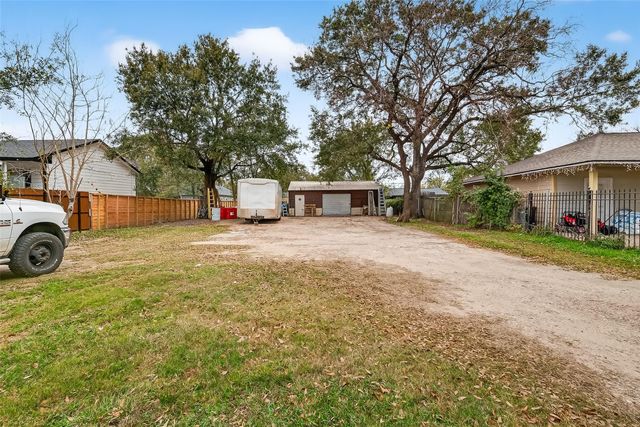 5931 Southmund Street, Houston, TX 77033