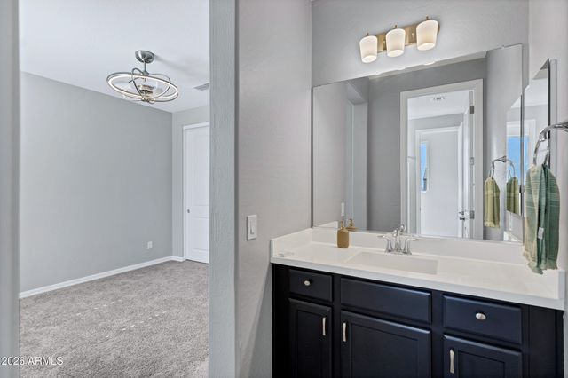 10834 E THUNDERBOLT Avenue, Mesa, AZ 85212