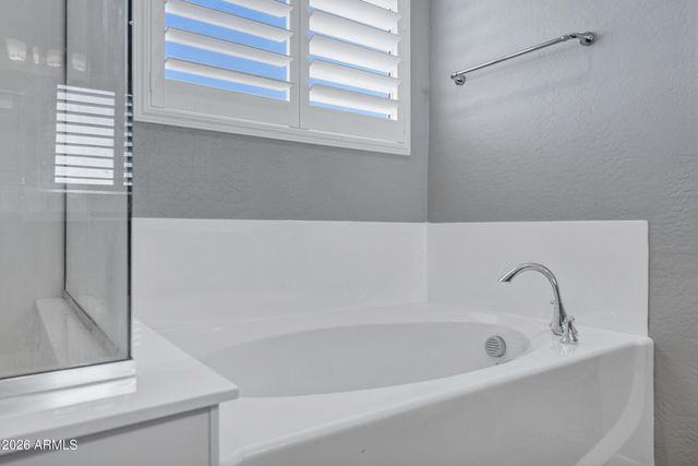 10834 E THUNDERBOLT Avenue, Mesa, AZ 85212