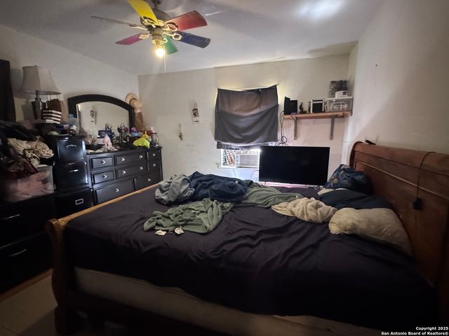 110 Azucena, San Antonio, TX 78237