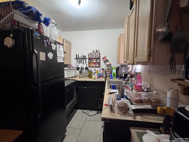 110 Azucena, San Antonio, TX 78237