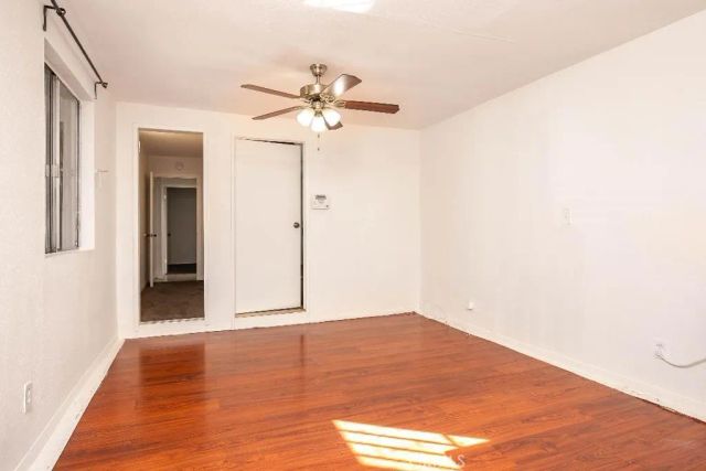 13100 Foothill, Sylmar, CA 91342