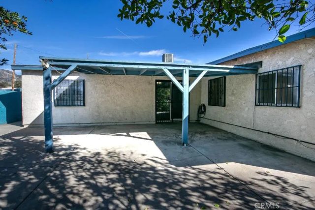 13100 Foothill, Sylmar, CA 91342