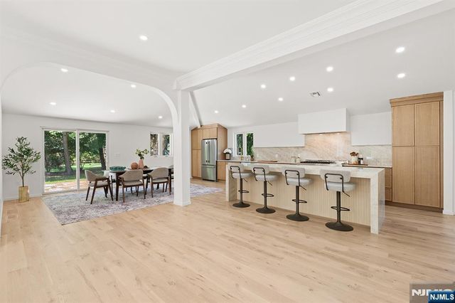 175 Crescent Avenue, Allendale, NJ 07401