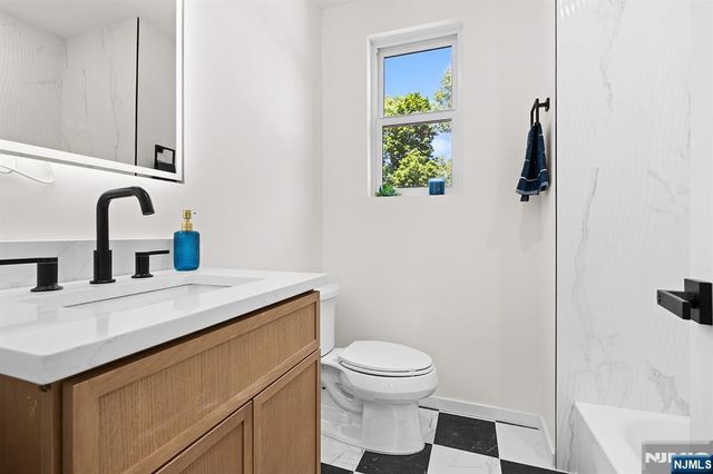 175 Crescent Avenue, Allendale, NJ 07401