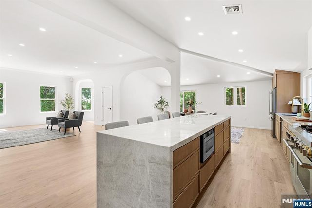 175 Crescent Avenue, Allendale, NJ 07401