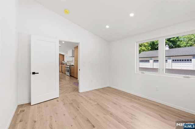 175 Crescent Avenue, Allendale, NJ 07401