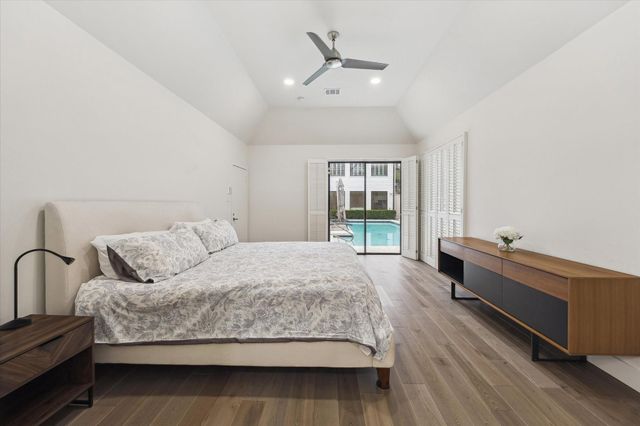6348 Vanderbilt Street, West University Place, TX 77005