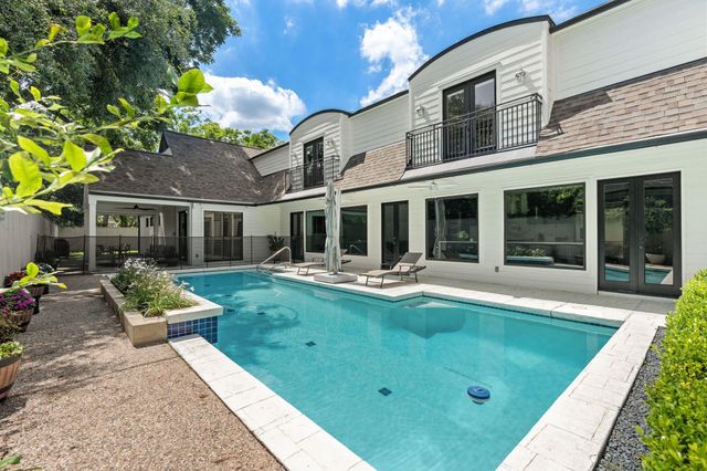 6348 Vanderbilt Street, West University Place, TX 77005