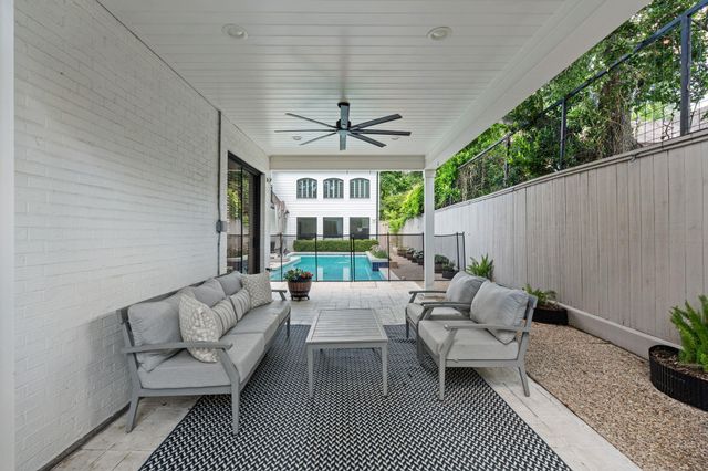 6348 Vanderbilt Street, West University Place, TX 77005