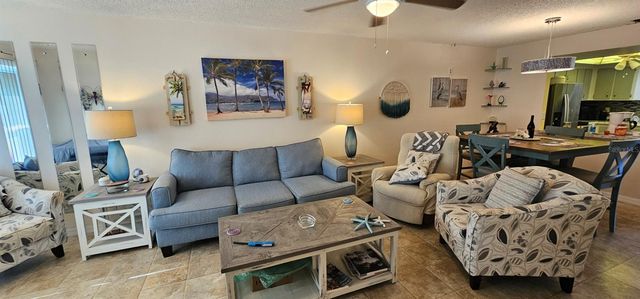 1100 E BAY DRIVE 105, Largo, FL 33770