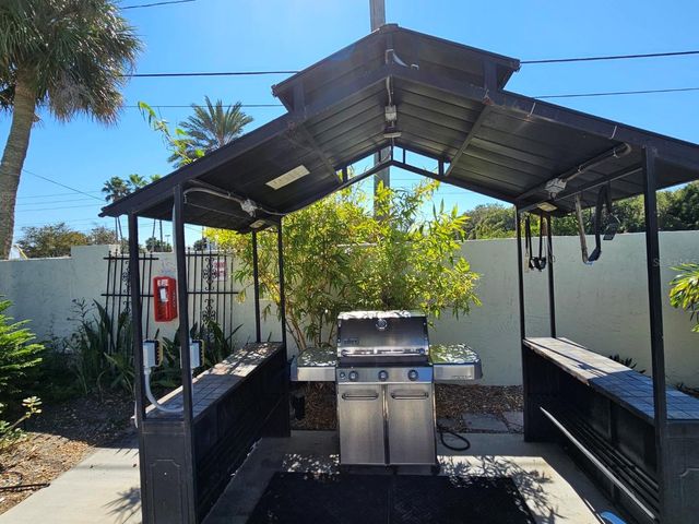 1100 E BAY DRIVE 105, Largo, FL 33770