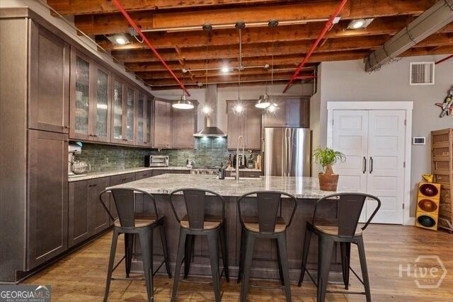 585 White Circle 402, Athens, GA 30605