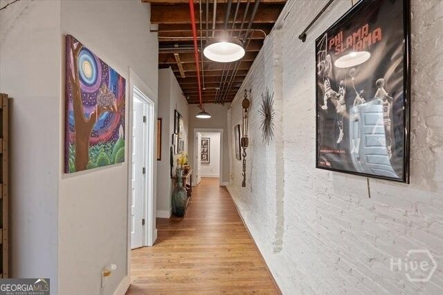 585 White Circle 402, Athens, GA 30605
