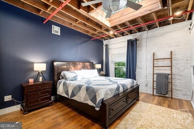 585 White Circle 402, Athens, GA 30605