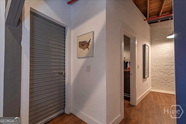 585 White Circle 402, Athens, GA 30605