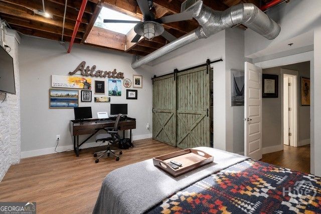 585 White Circle 402, Athens, GA 30605