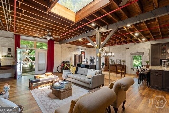 585 White Circle 402, Athens, GA 30605