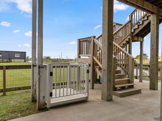 25112 Fm 457, Sargent, TX 77414