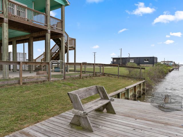 25112 Fm 457, Sargent, TX 77414